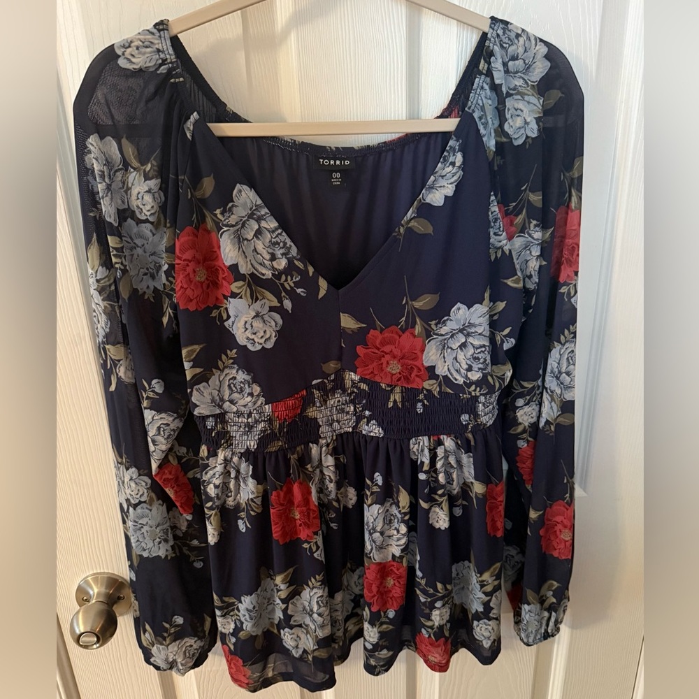 Torrid Navy Floral Peplum top with Red and Gray Accents